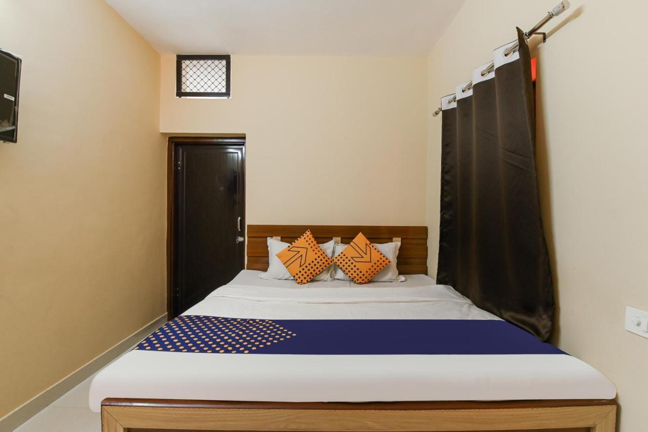 Spot On 76159 Siya Hotel Джайпур Екстериор снимка